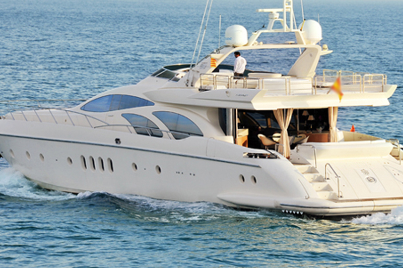 100' Azimut Leonardo Yacht  Luxury Yacht in Mallorca, luxury yachts boats for rental
