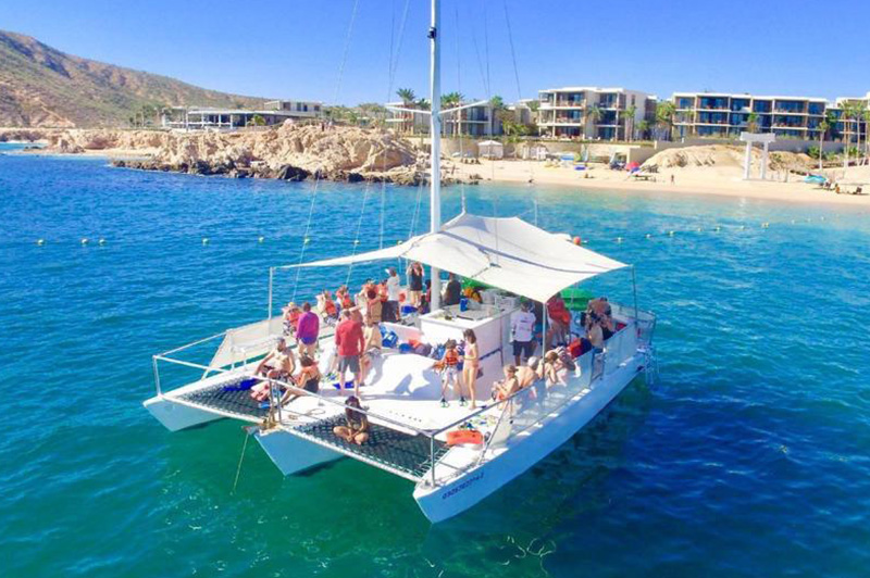 34' Bayliner Sea Ray Boat in Cabo for rental